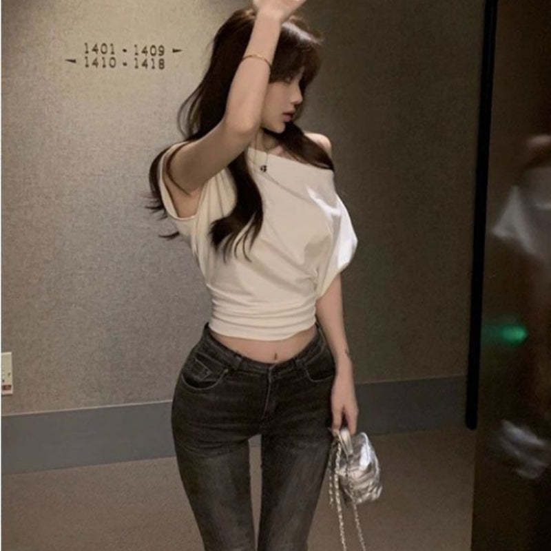 Off-Shoulder Sweet-And-Spicy Slash-Neck Figure-Flattering Cropped Top