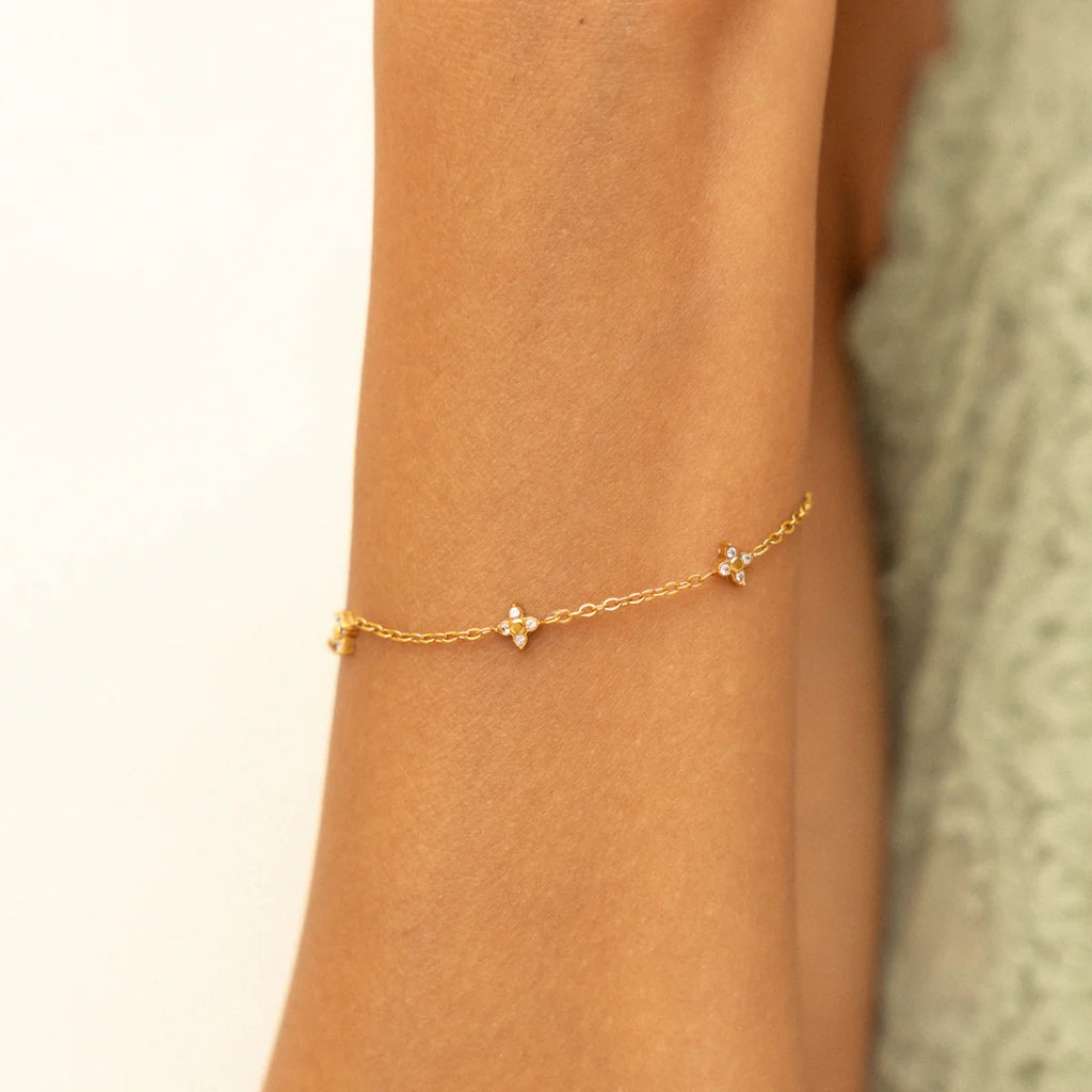 By Rouge Velvor - Four-Leaf Clover Bracelet Charm - Timeless Lucky Accessory