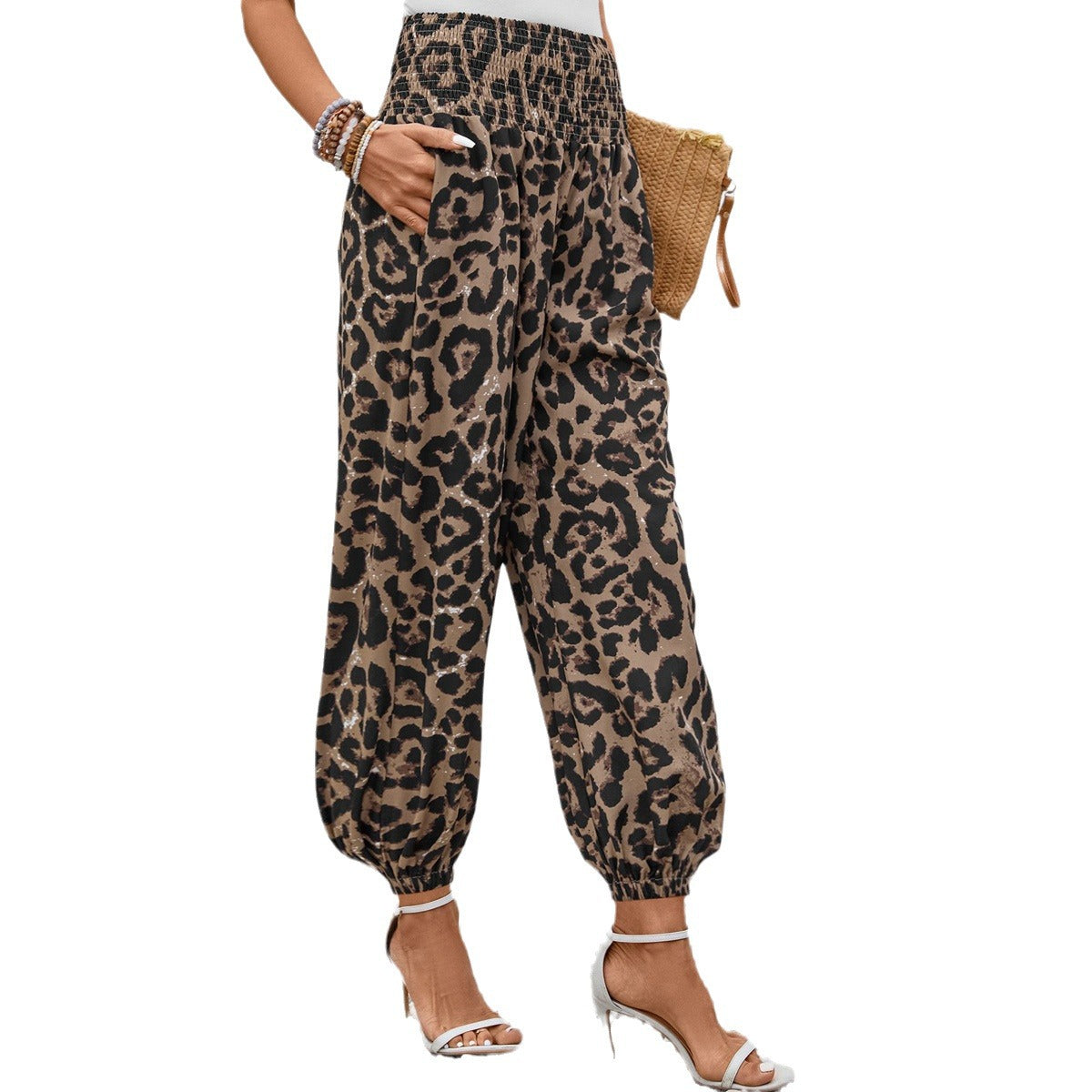 Trendy Leopard-Print Casual Jogger Capri Pants With An Elastic Waist And Wide Pockets