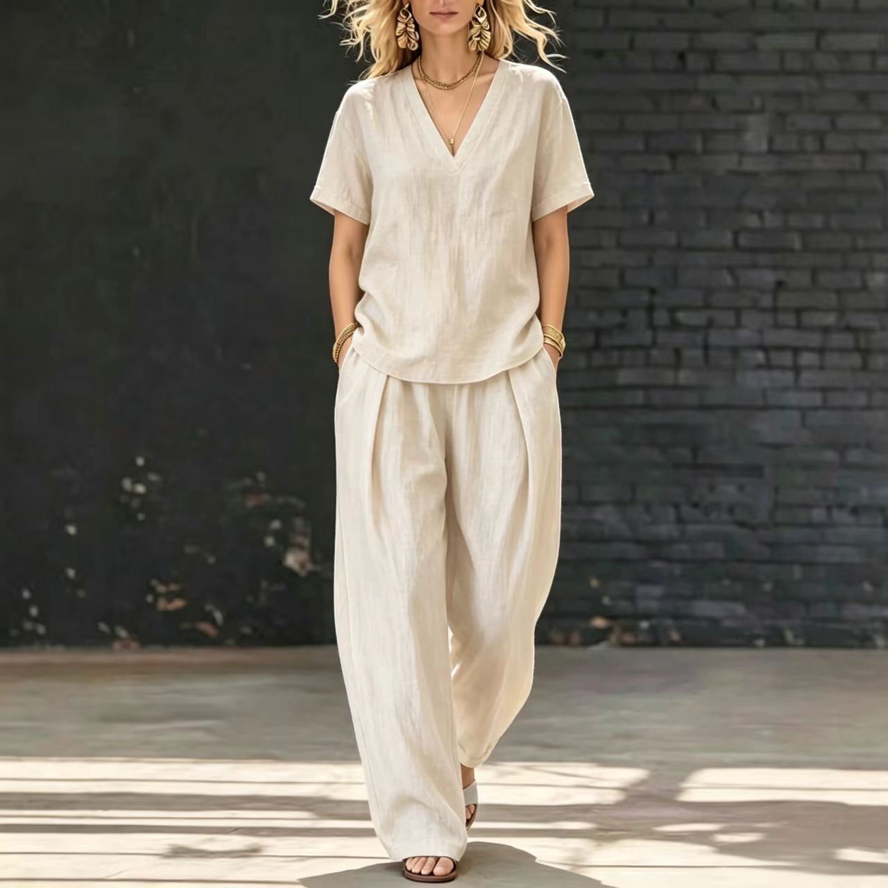 Fashionable Commuter V-Neck Solid-Color Set