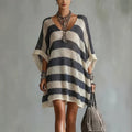 Plus-Size Knit Sweater With A V-Neck Puff Sleeves And A Color-Block Design Relaxed Fit